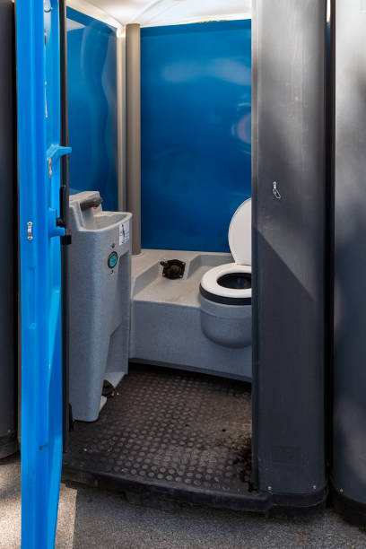 Best Porta potty delivery and setup  in Ashland, WI